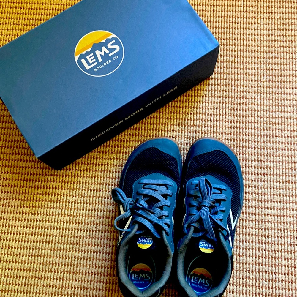 EUC Lem’s Primal Pursuit, orion blue color, size men’s 7.5 women’s 9, sneakers
